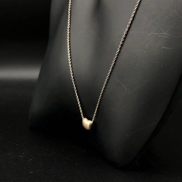 Tiffany & Co. Elsa Peretti Sterling Silver Bean Pendant Necklace 16” - Picture 5 of 11